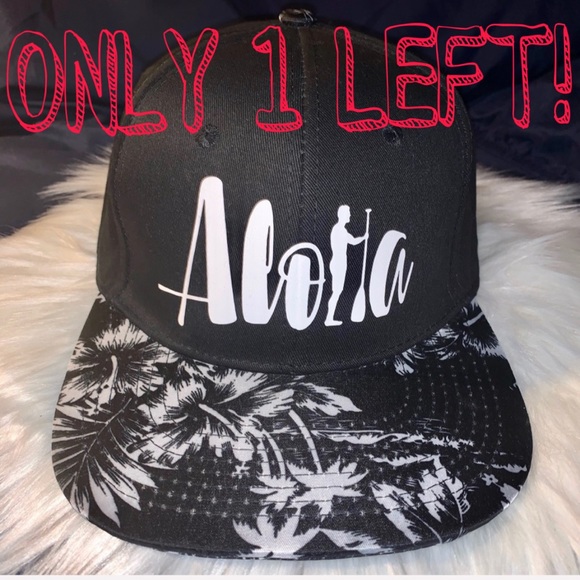 FanWear Hawaii Other - Aloha Paddler Hawaiian Print Snapback Hat